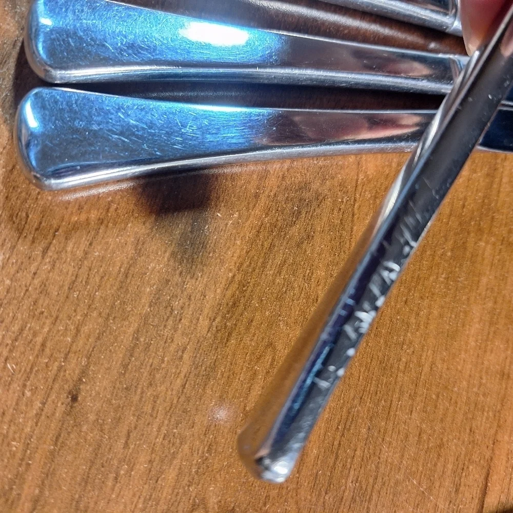6 butter vintage knives